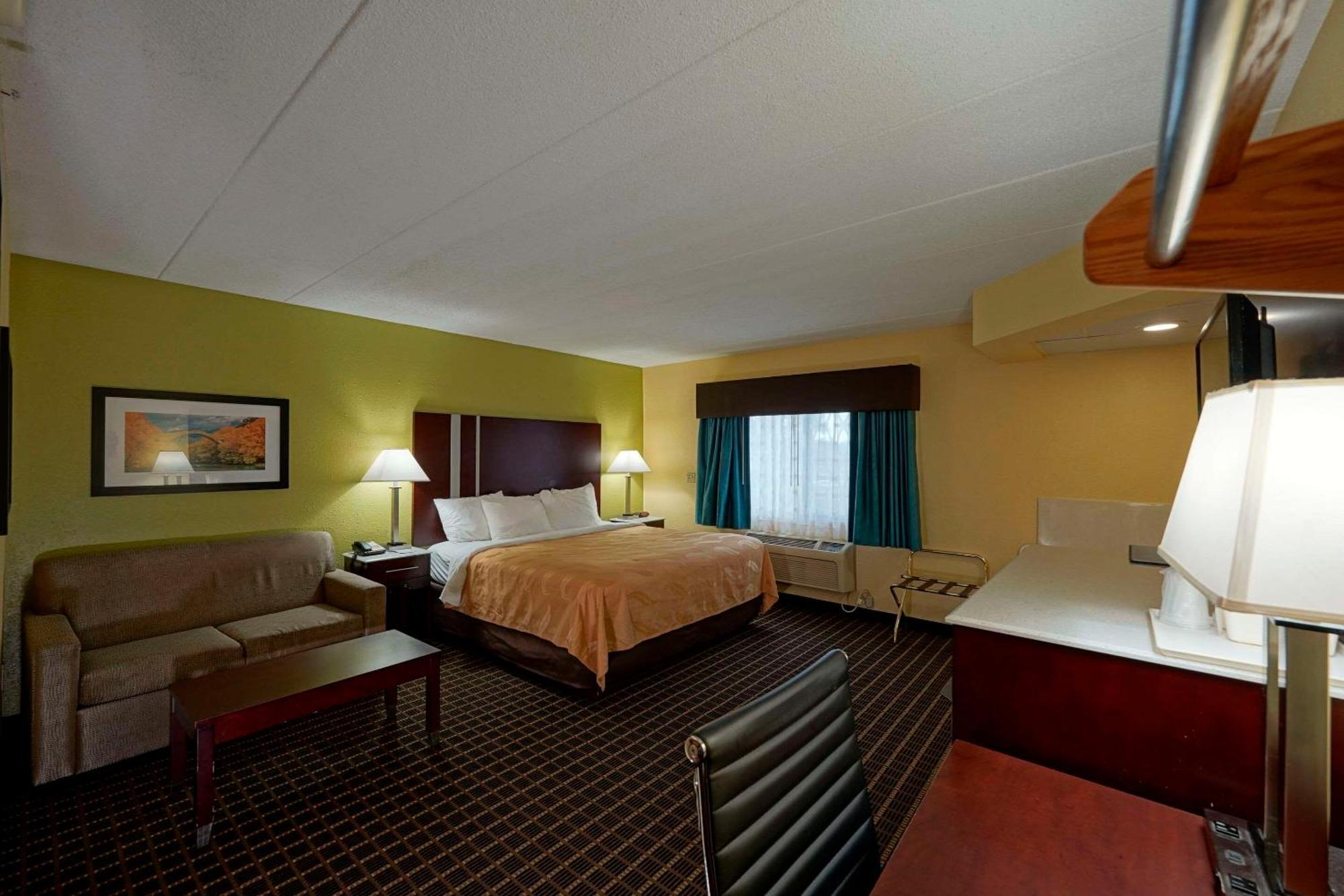 Quality Inn & Suites Harrington - Milford Exteriör bild
