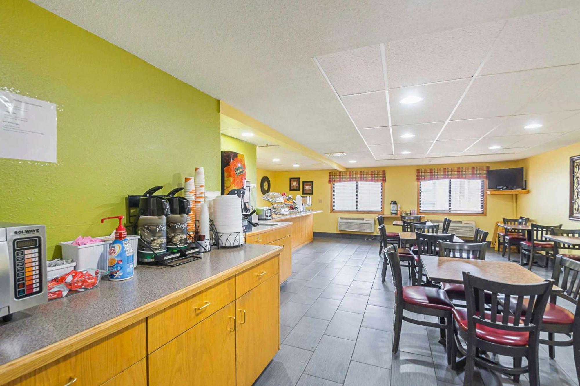 Quality Inn & Suites Harrington - Milford Exteriör bild