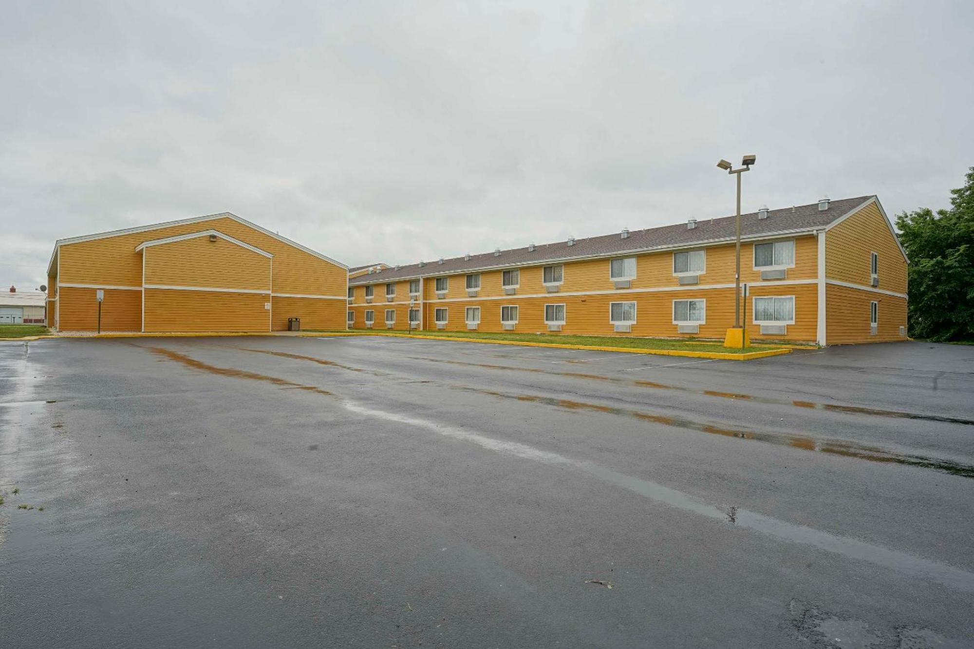 Quality Inn & Suites Harrington - Milford Exteriör bild
